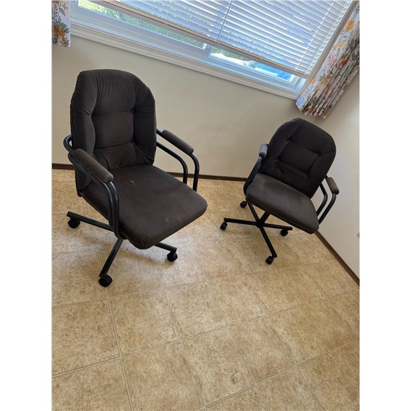 2 rolling kitchen chairs