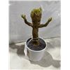 Image 2 : Marvel singing, dancing baby Groot