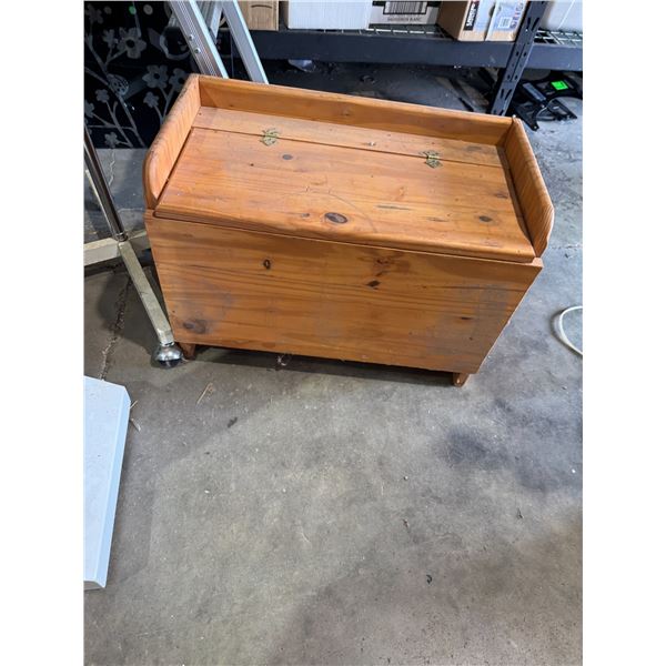 Storage bench