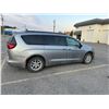 Image 8 : Estate Vehicle 2019 Chrysler Pacifica 60,740kms command start on remote doors open with remote