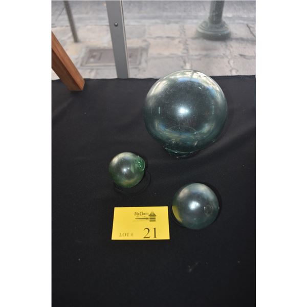 GLASS FISHING FLOATS (3", 3 1/2" & 7") (3 PCS) (DOES NOT INCLUDE HOLDERS)