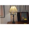 Image 2 : TABLE LAMP W/PALM TREE DESIGN & SHADE