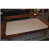 Image 2 : TEAK DAY BED W/CUSHION (89" X 44 1/4")