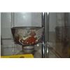 Image 2 : 3 JAPANESE BOWLS & 1 SAKE DISPENSER (4 PCS)