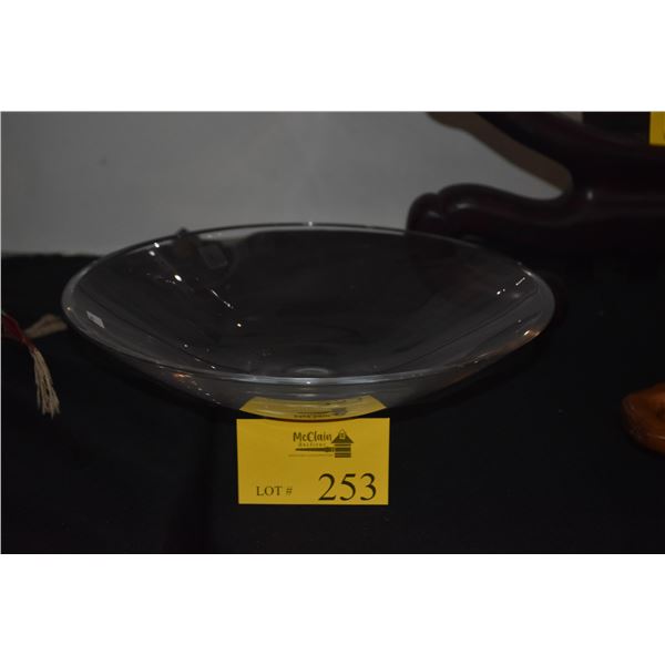 14" JD DURAND CRISTAL D'ARGUES "SHANTUNG" TWISTED PEDESTAL CENTERPIECE BOWL