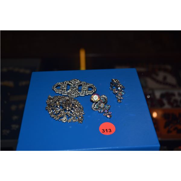 VINTAGE BROOCH, PENDANT & EARRINGS (3 PCS)