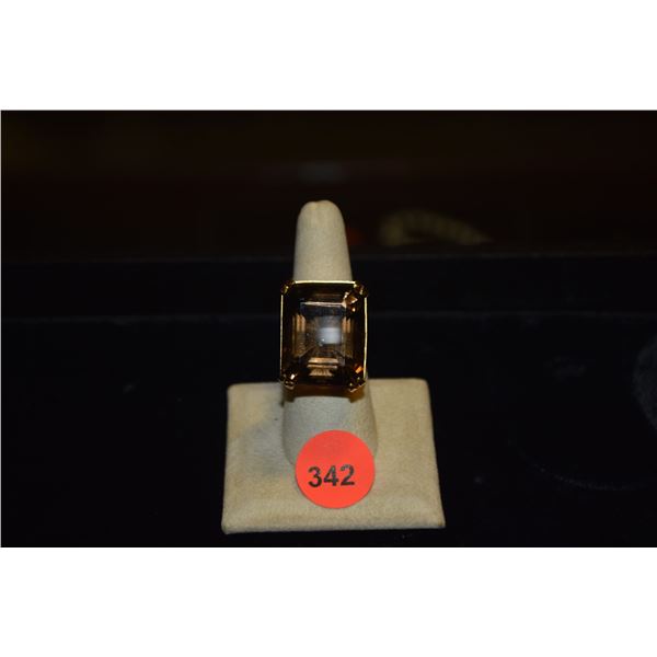 14K (TESTED) SMOKY TOPAZ RING (18.8 GTW)