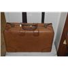 Image 2 : VINTAGE LETHER SUITCASE