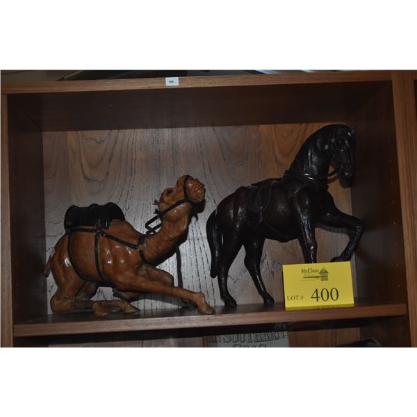 HORSE & CAMEL FIGURES (2 PCS)