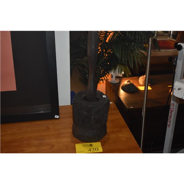 20" AFRICAN MORTAR & PESTLE