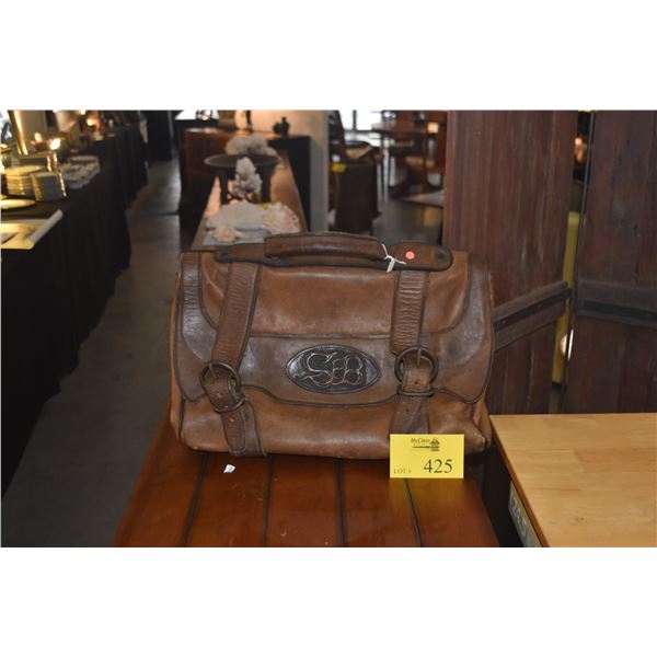 LEATHER SHOULDER BAG