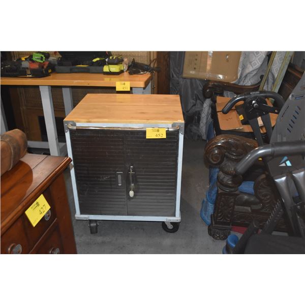ROLLING 2 DOOR CABINET W/CONTENTS: BARBECUE GRILL, FIRE STARTER, GRILLS, CLEANING TOOLS, FOLDING TAB