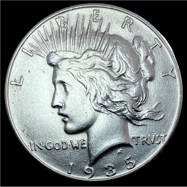 1935 Silver Peace Dollar NEARLY UNCIRCULATED
