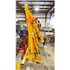 Image 2 : 2 TON YELLOW MOBILE FOLD-UP ENGINE HOIST
