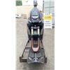 Image 8 : WIDESCAPE WS250 STAND-UP SNOWMOBILE, 242CC 4-STROKE EFI ENGINE WITH LIQUID COOLING, 4" DIGITAL