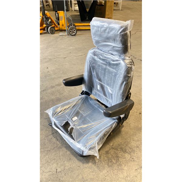 PAIR OF UNIVERSAL EQUIPMENT REPLACEMENT SEATS WITH SEAT BELT
