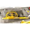 Image 2 : PANELLIFT 439 DRYWALL LIFT WITH CHAIN DRIVE