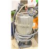 Image 2 : 2 SUBMERSIBLE DEWATERING PUMPS