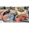 Image 2 : LARGE GROUP OF ASSORTED SAND PAPER, GRINDING DISCS AND CUT OFF WHEELS