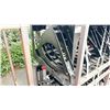 Image 2 : GIYI BALCK GY-HWG44 INDUSTRIAL 44" HYDRAULIC MINI SKID STEER HOLLOW WOOD GRABBER ATTACHMENT, &
