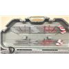 Image 7 : PSE STINGER MAX COMPOUND BOW WITH CASE AND ARROWS