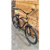 Image 2 : HYPER EASYRIDER 7 SPEED BIKE (MISSING REAR SPROCKET, REAR BRAKE LINE DETACHED)