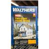 Image 2 : WALTHERS HO SCALE MODEL TRAIN SCENIC STRUCTURES - TWO STORY FARM HOUSES, BRICK CHURCH & A ATHERAN