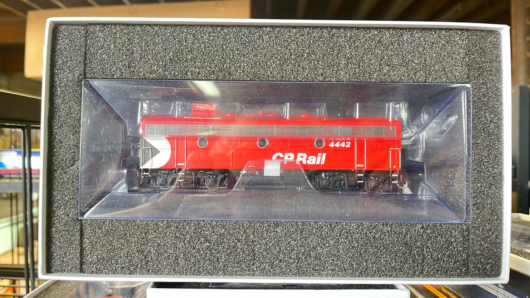 Train Model Red RAPIDO TRAINS INC CANADIAN PACIFIC ACTION RED 5
