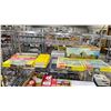 Image 1 : SHELF OF ASSORTED HO SCALE MODEL TRAIN SCENIC STRUCTURES