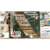 Image 4 : ASSORTED N SCALE MODEL TRAINS - KATO, ATLAS & RAPIDO TRAINS INC