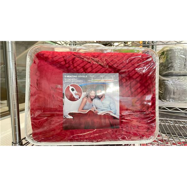 RED FLEECE LINED HEATED BLANKET WITH 3 HEATING LEVELS