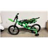 Image 2 : MOTORBIKE CHILDRENS SINGLE SPEED GREEN BIKE WITH TRAINING WHEELS *CABLE NEEDS REPAIR*