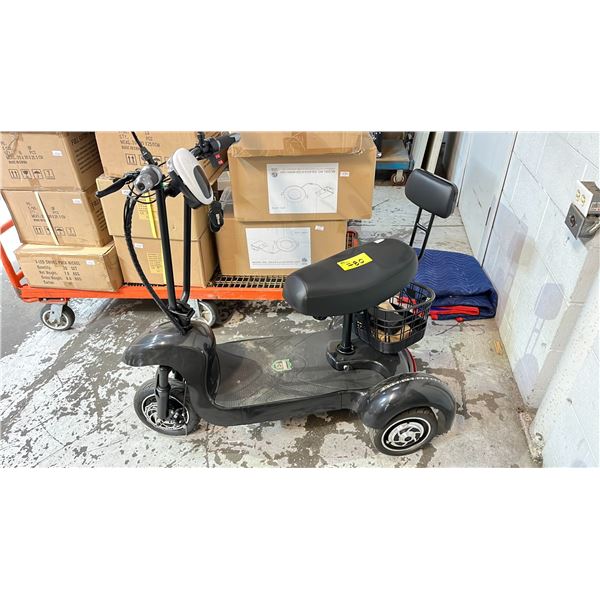 BINRAY BLACK 3 WHEEL ELECTRIC SCOOTER WITH KEYS *WITH CHARGER/DOES NOT RUN/PARTS & REPAIR*