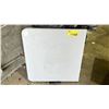 Image 1 : 48" X 24" FOLDING TABLE