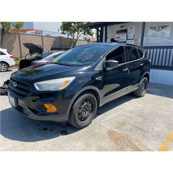 FORD  ESCAPE 2017 T-2 DAYS