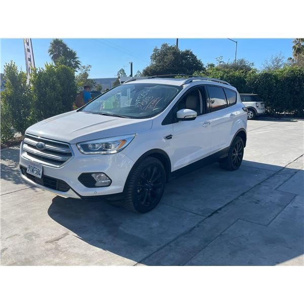 FORD  ESCAPE 2018 T-2 DAYS