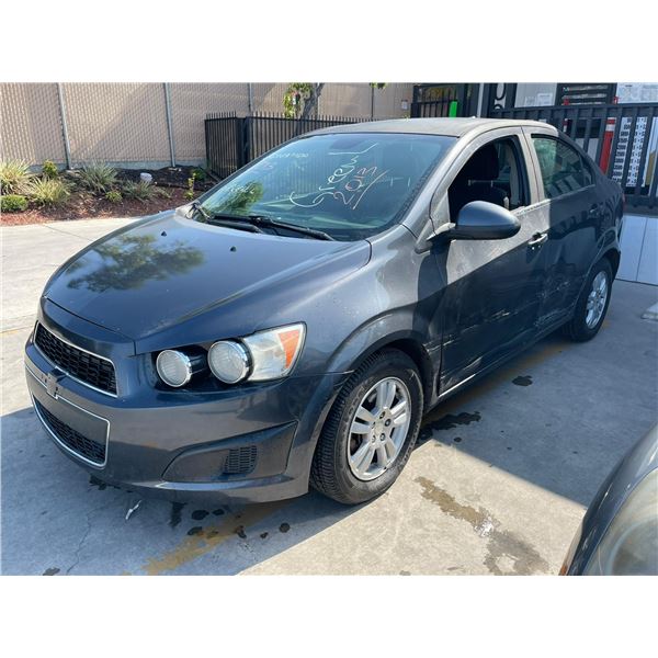 CHEV SONIC 2013 O/S T-DONATION