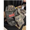 Image 2 : Sitka  Mens Hunting Apparel, Bag + Gloves