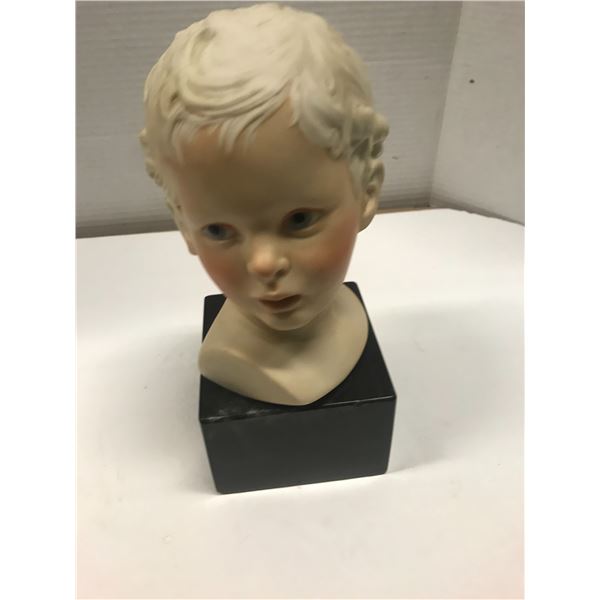 COLLECTABLE/ESTATE:  PORCELAIN BUST FIGURINE