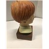 Image 2 : COLLECTABLE/ESTATE:  PORCELAIN BUST FIGURINE
