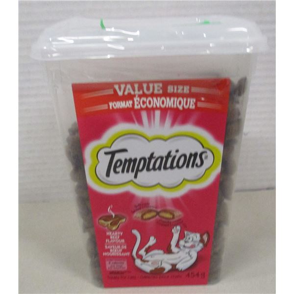 NEW: TEMPTATIONS HEARTY BEEF FLAVOR CAT TREATS (454G) - TUB