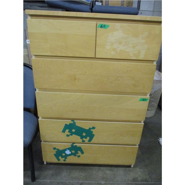 6 DRAWER CHEST OF DRAWERS