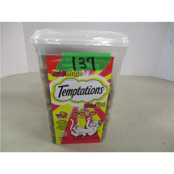 TEMPTATIONS MIX UPS CAT TREATS (454G) - TUB