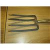 Image 2 : LONG HANDLE GARDEN FORK