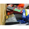 Image 3 : FLAT C/W OFFICE SUPPLIES