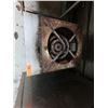 Image 2 : Southbend Single Burner Gas Stock Pot Range  23"L