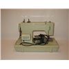 Image 5 : Sears Kenmore Model 158 Portable Sewing Machine
