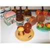 Image 2 : Wooden Knick Knack Shelf & Salt & Pepper Shakers