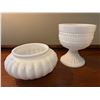Image 1 : Milk Glass Lot, Vintage,2 pieces