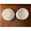 Image 2 : Milk Glass Lot, Vintage,2 pieces
